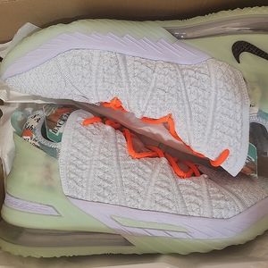 Diana Taurasi/Lebron XVIII Goat Vision